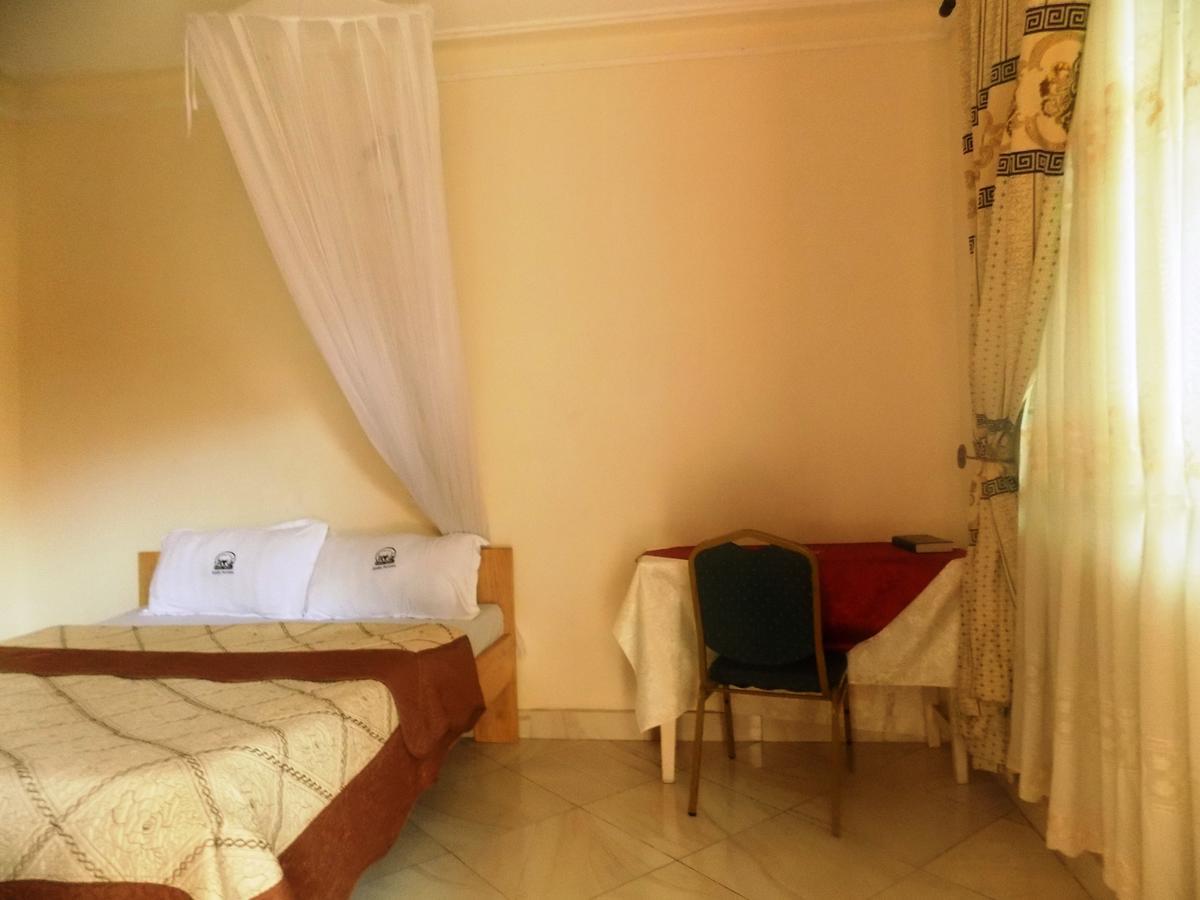 Rhino Motel Mbarara Екстериор снимка