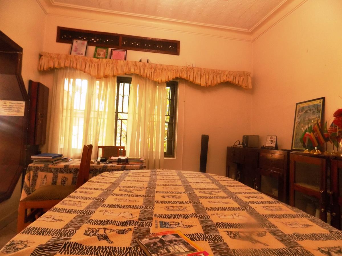 Rhino Motel Mbarara Екстериор снимка