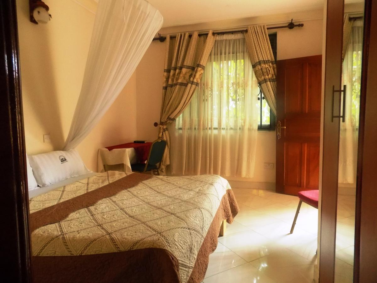 Rhino Motel Mbarara Екстериор снимка