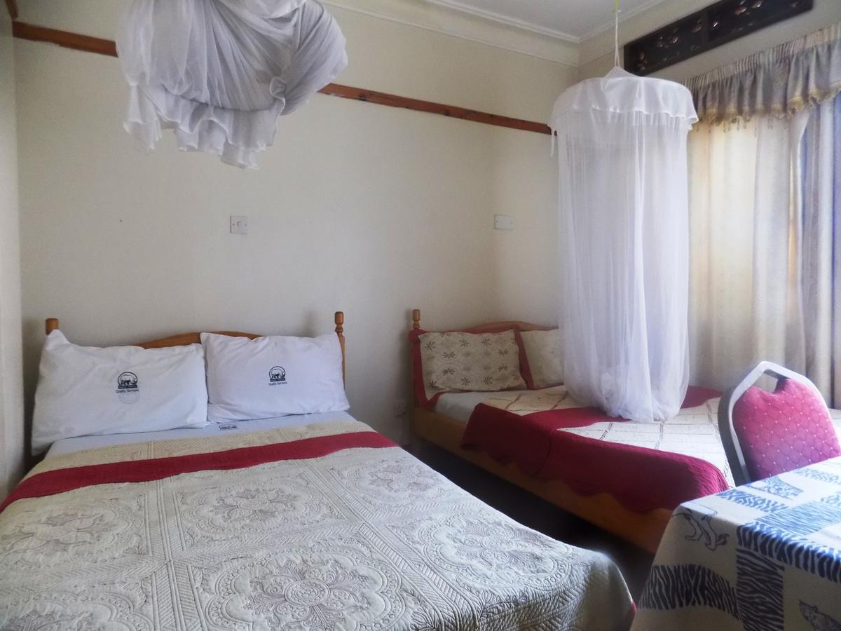 Rhino Motel Mbarara Екстериор снимка